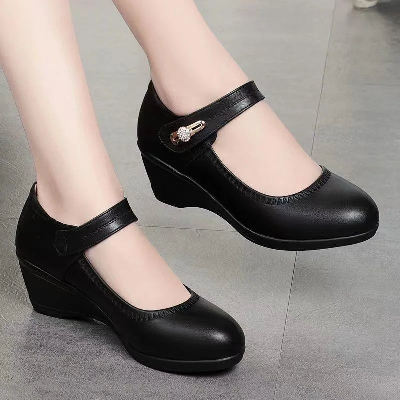 Soft leather shoes with soft sole and non-slip wedge heel for mothers