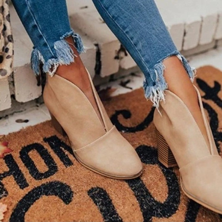 Almond Toe - Chunky Stacked Heel