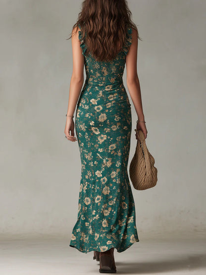 Maxi dress with Bohemian print in green color and puff sleeves