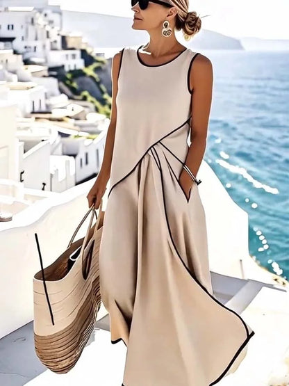 Daphne | Sleeveless dress with an elegant airy line