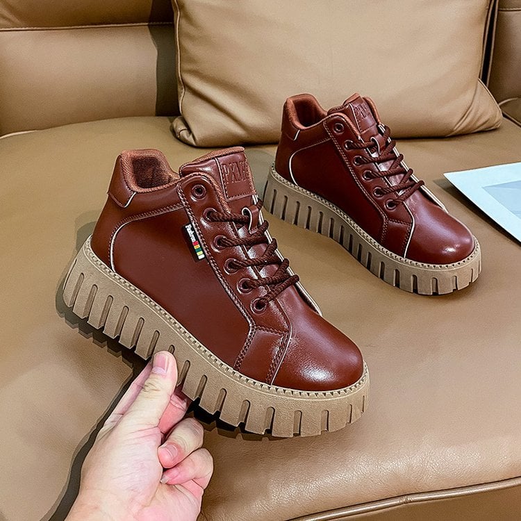 Botines bajos populares de suela gruesa