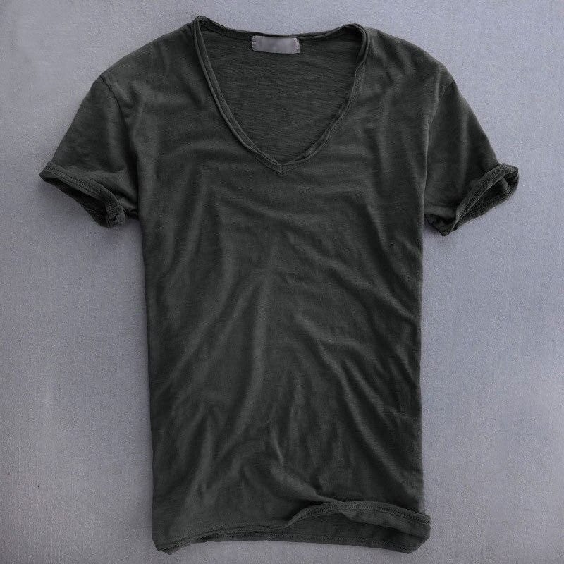 Camiseta esencial con cuello en V
