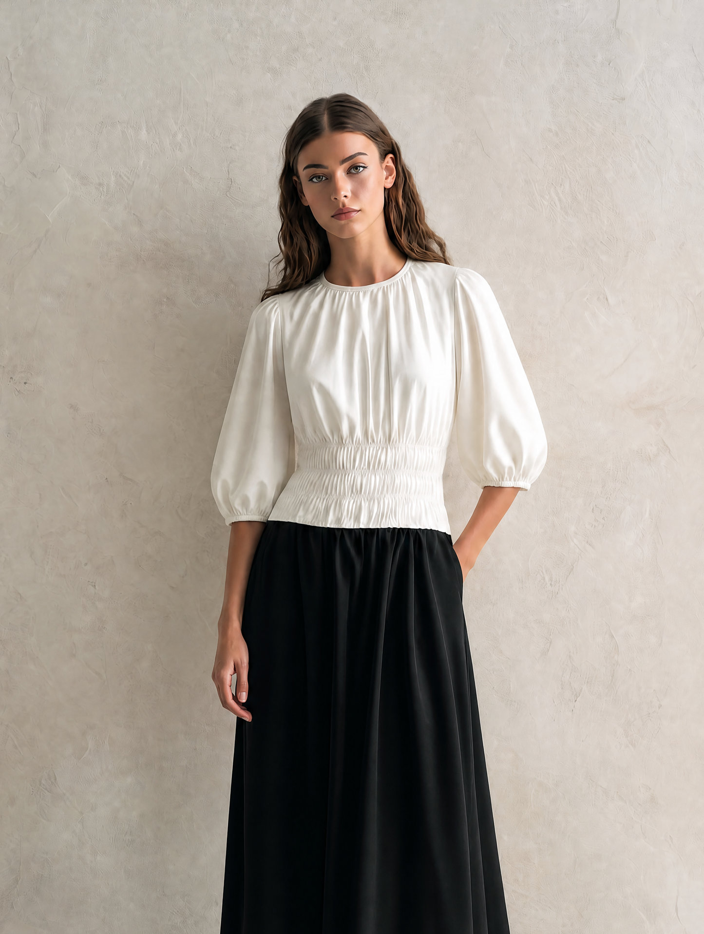 Women's Casual Black And White Woven Maxi Dress With A Round Neck And Mid-length Sleeves