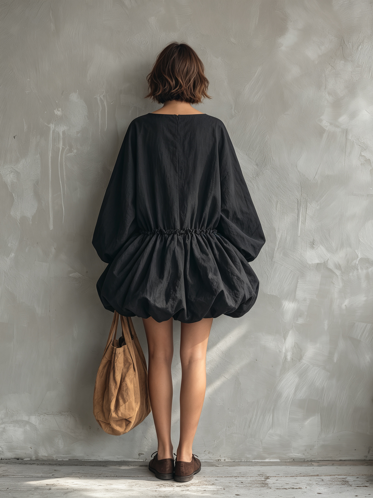 Women's Casual Black Long-sleeve Mini Dress With A Round Neck And Tulip Skirt