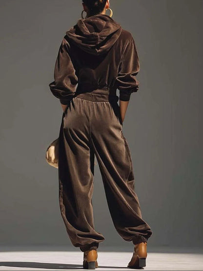 Jeanne | The Chic Lounge Look