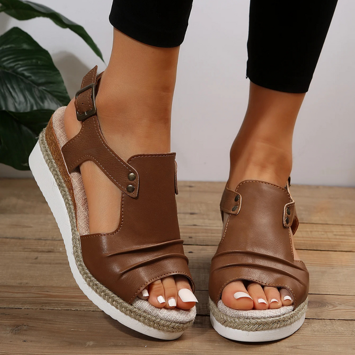 Sandalias casuales de tacón cuadrado Ravenna