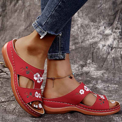 Alpargatas de cuña boho bordadas