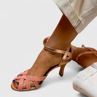 Zapatos de tacón elegantes a medida