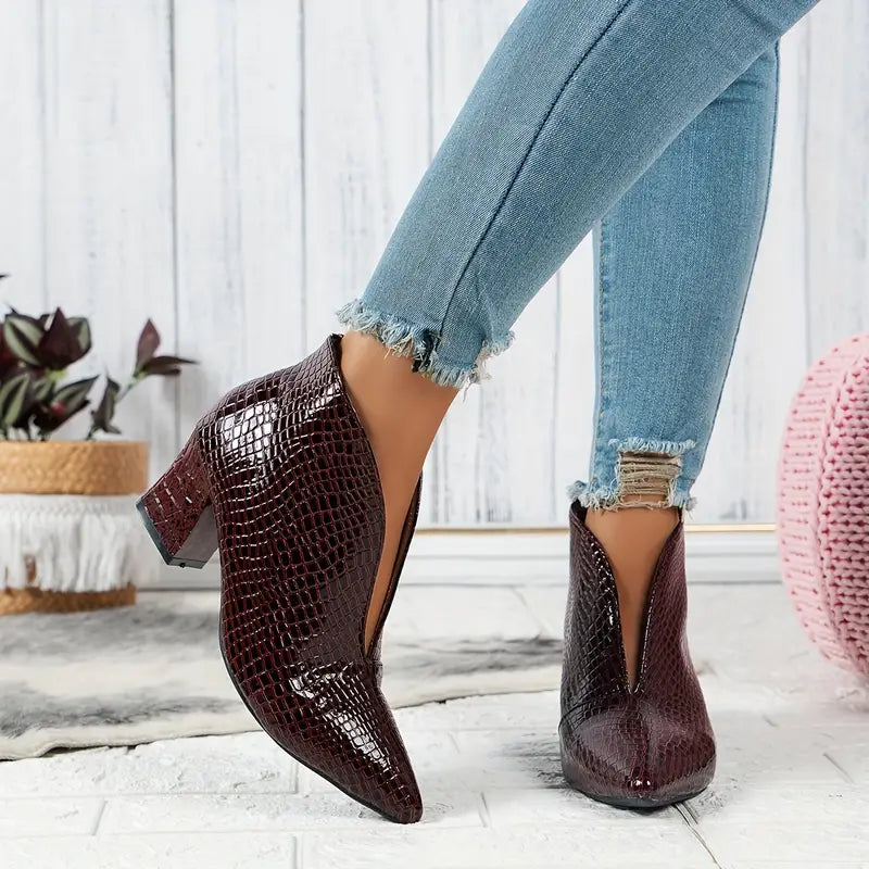 Botines elegantes de mujer con textura de reptil