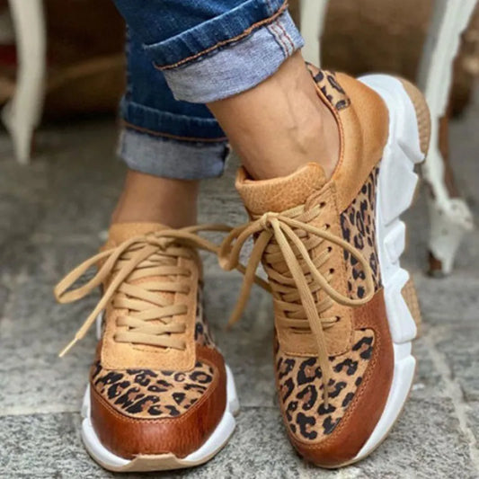 Cómodas zapatillas de leopardo