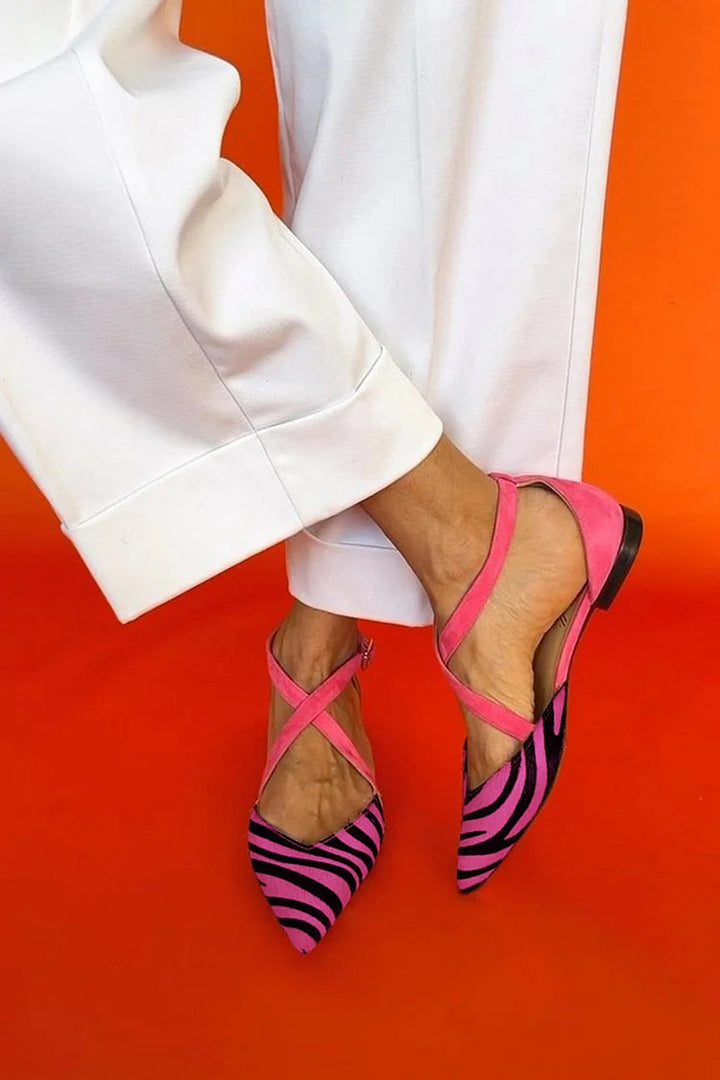 BAILARINAS CON ESTAMPADO DE CEBRA Y TIRAS CRUZADAS