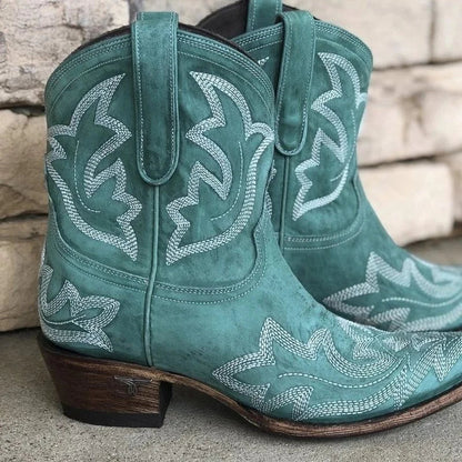 Botas camperas bordadas de mujer
