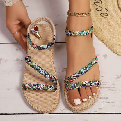 Sandalias planas trenzadas florales