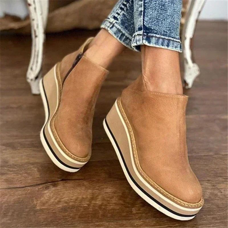 Women’s Winter Platform Chelsea Boots