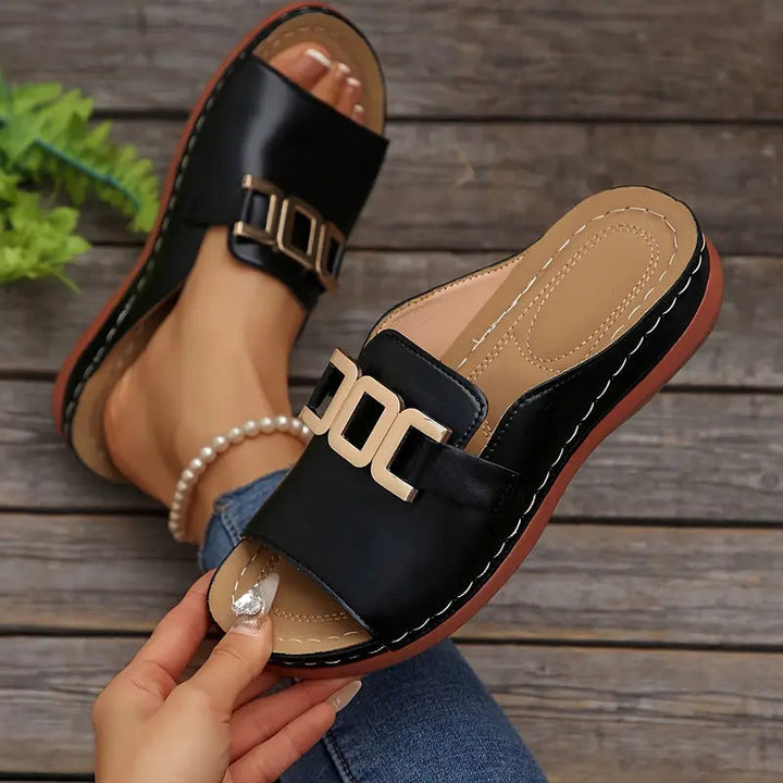 Lucerra - Strappy Sandals with Buckle