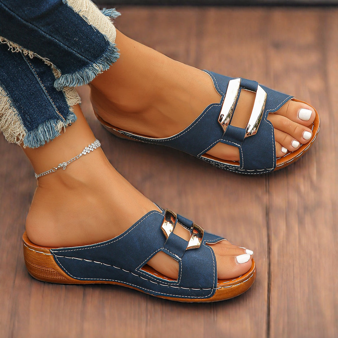 Sandalias con hebilla deslizante