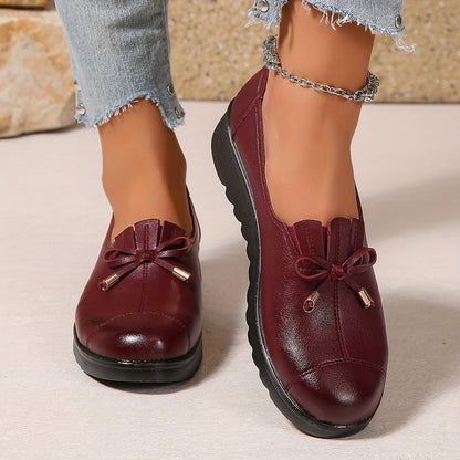 Women's Elegant Slip-On Loafers with Decorative Bow Detail