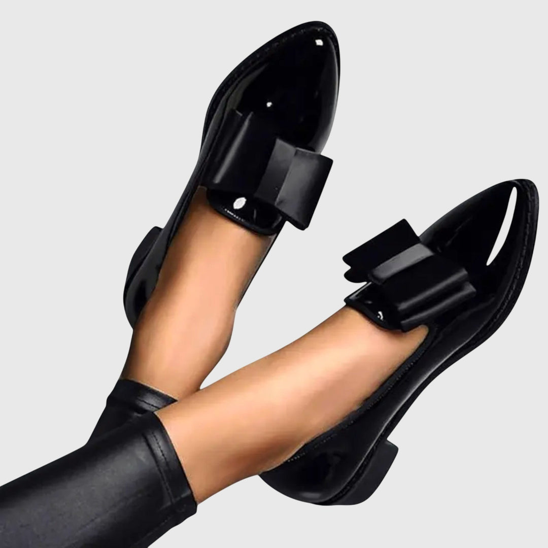 Timeless Rounded Toe Comfort Loafers
