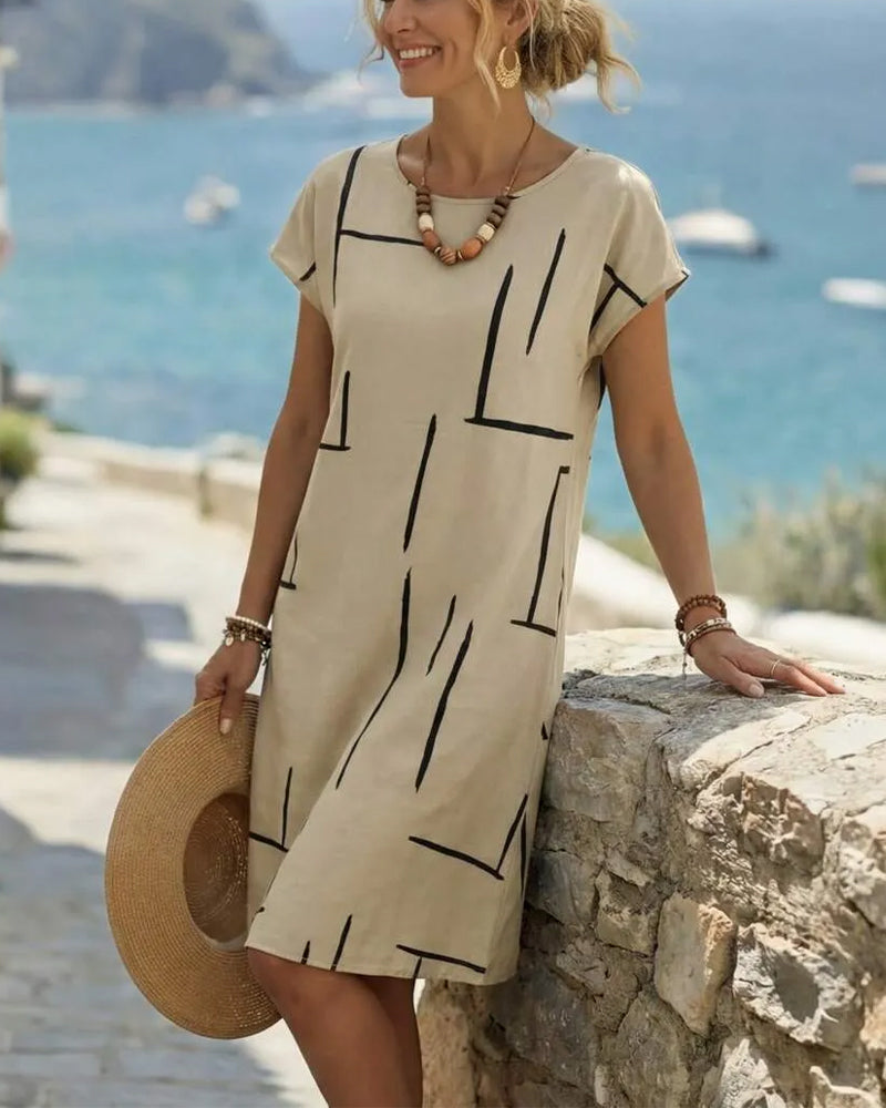 Ainee – Summer Dress with Round Neckline and Print