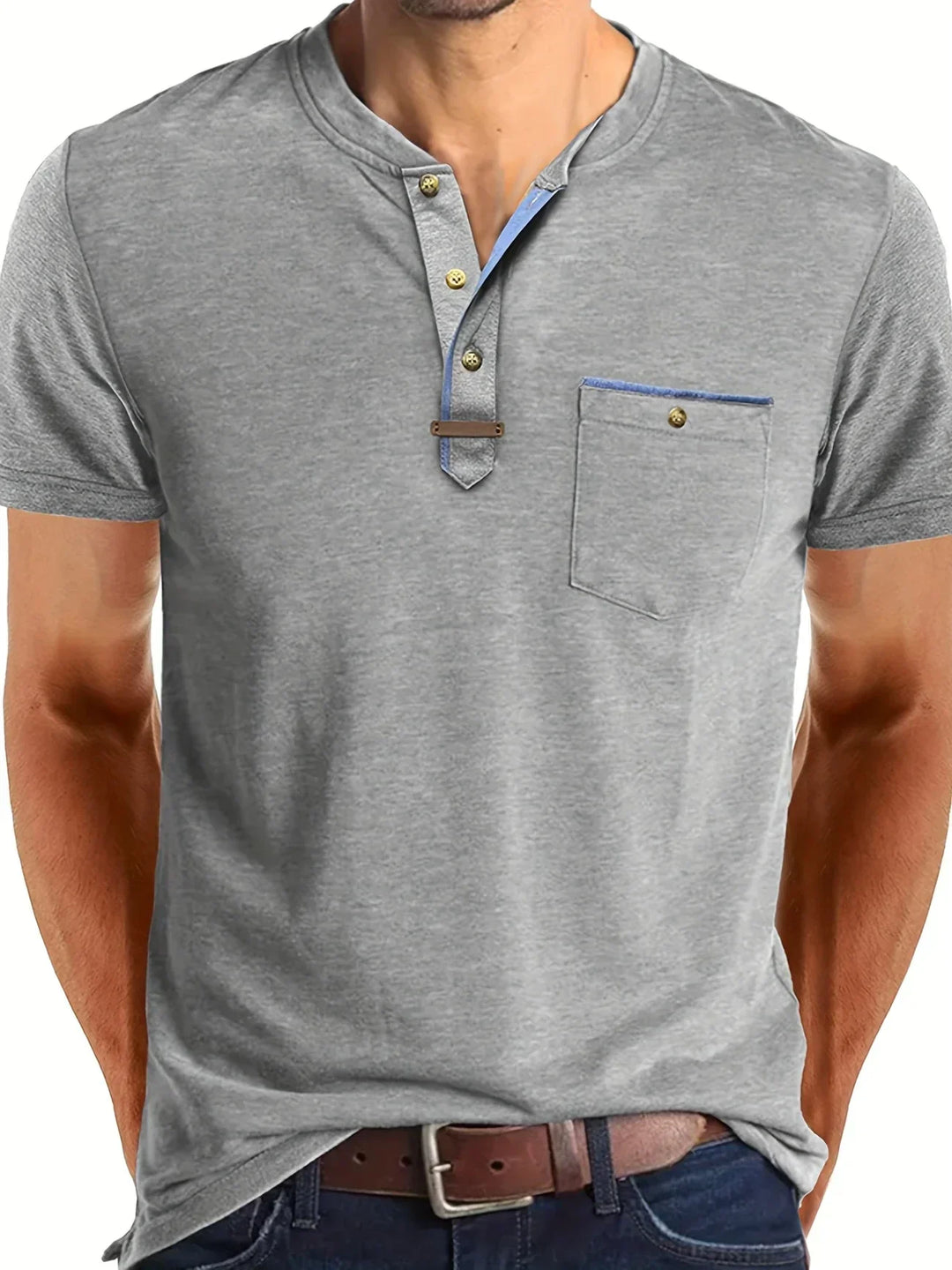 Camisa Clásica de Cuello Redondo con Bolsillo