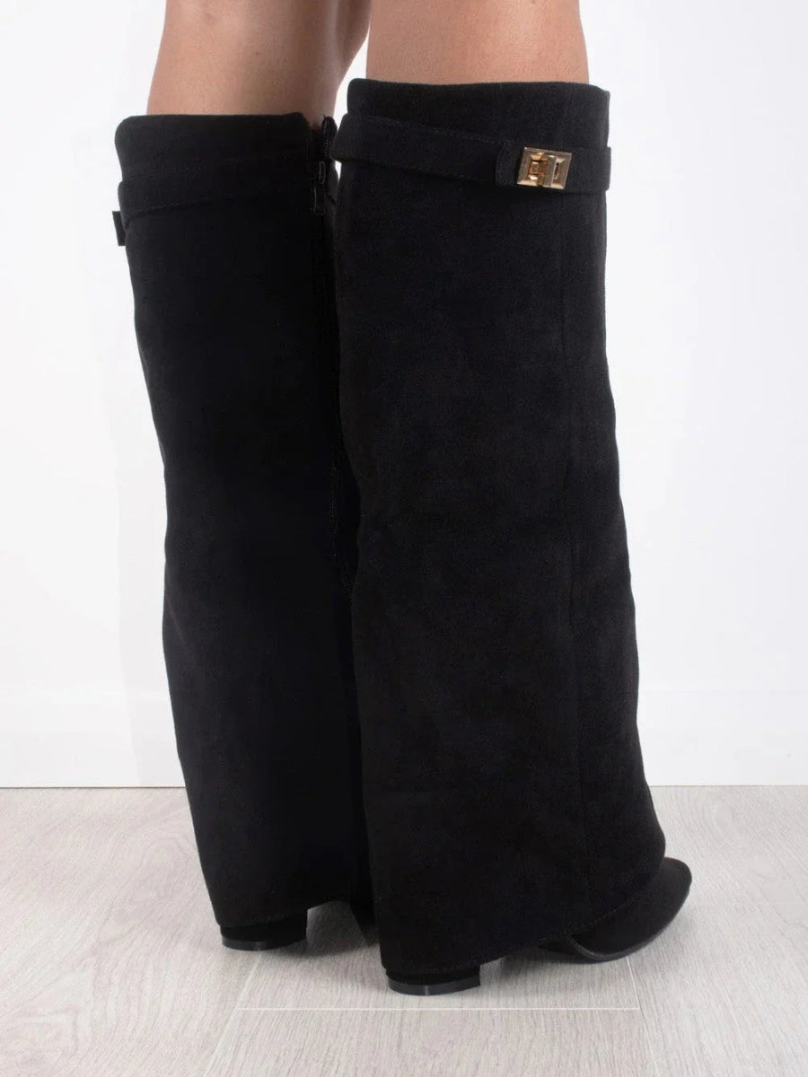 Botas bucaneras de cuero para mujer con hebilla