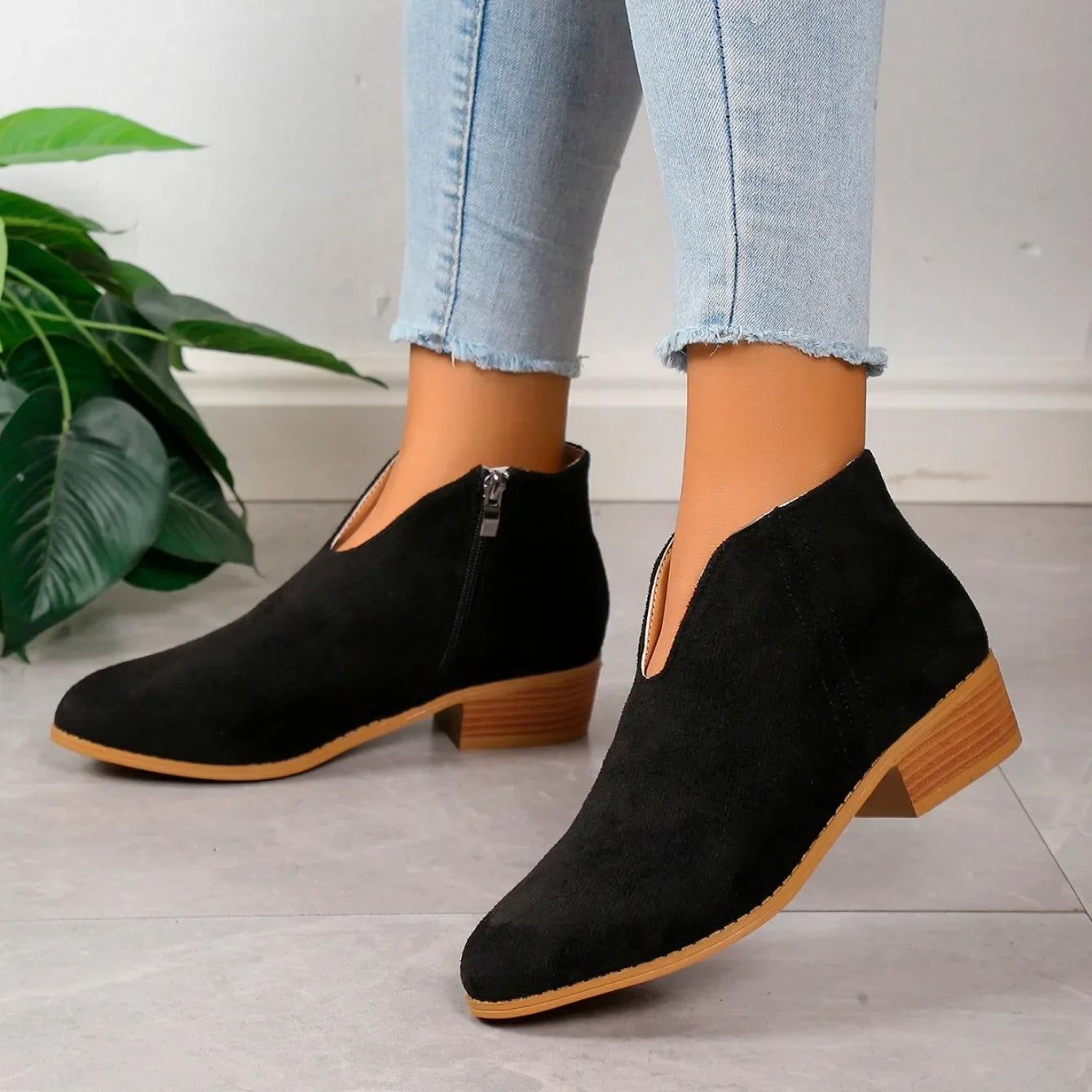 Women’s Leopard Print Ankle Boots with Zipper