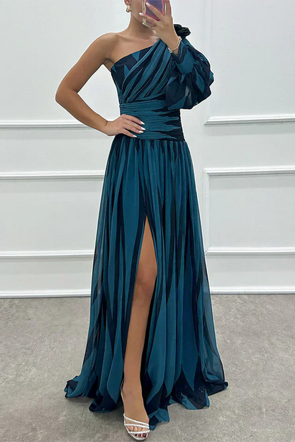 Elegant Striped Maxi Dress with One Shoulder