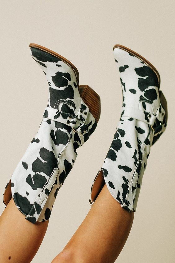 Women’s Trendy Western Boots with Belt Detail