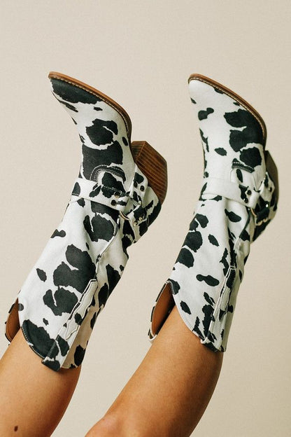 Women’s Trendy Western Boots with Belt Detail