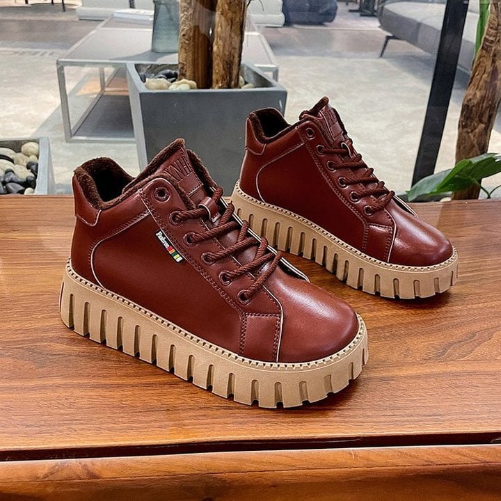 Botines bajos populares de suela gruesa