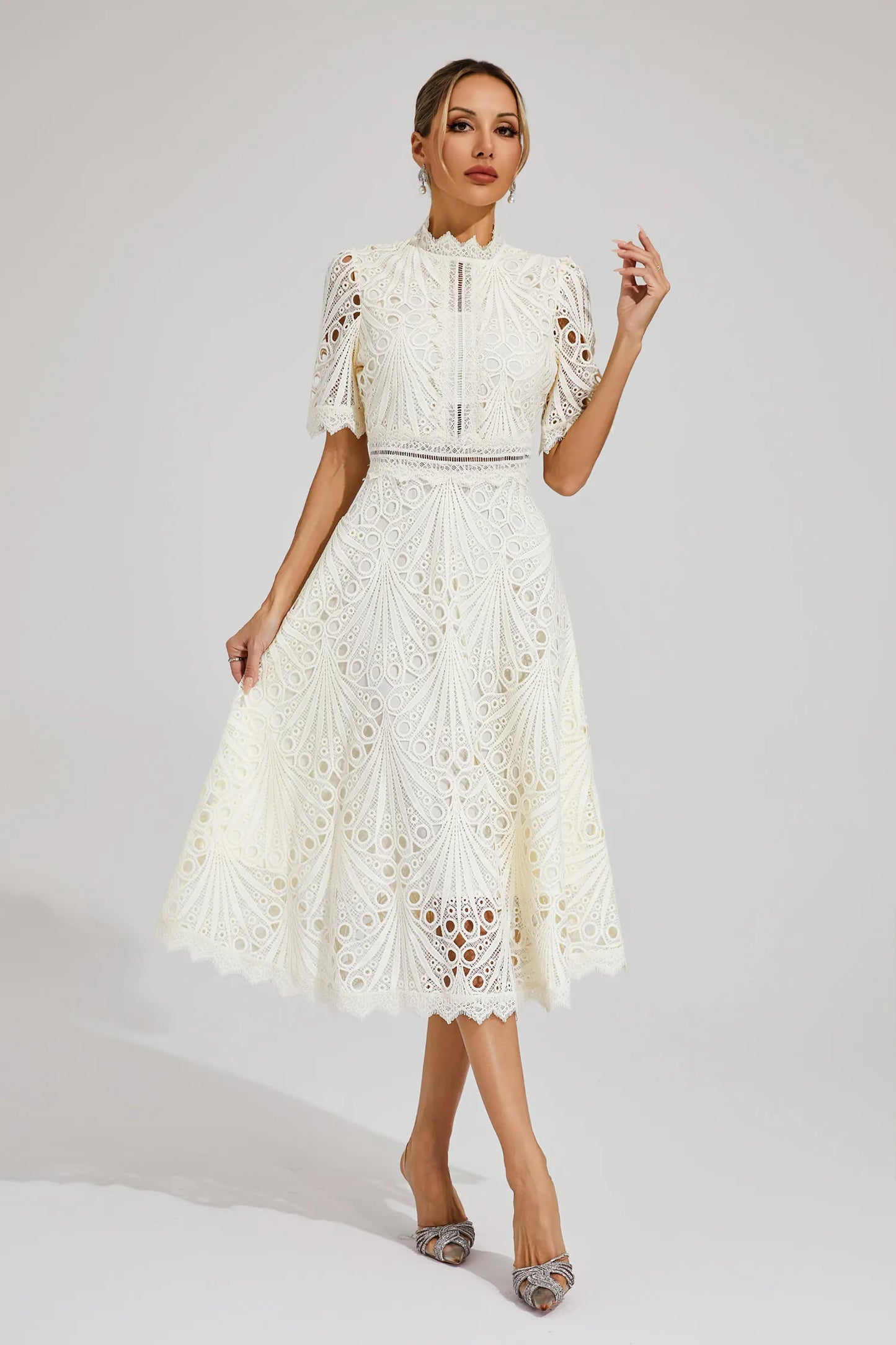Women’s Chic Lace Midi Dress