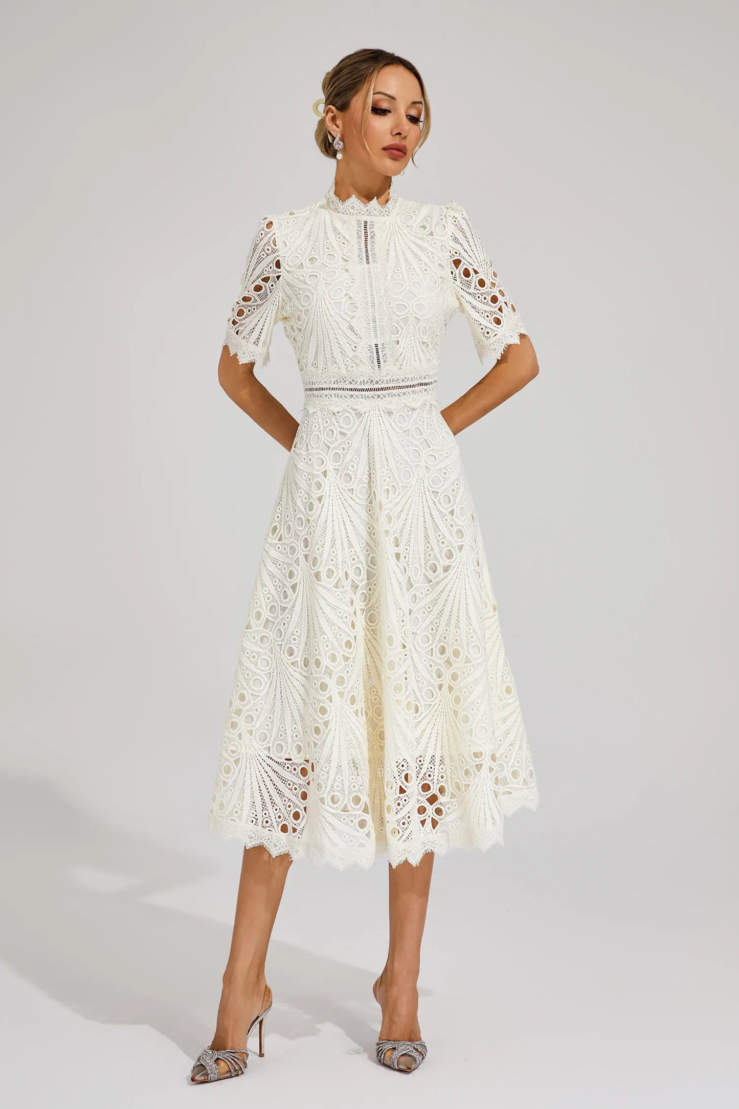Women’s Chic Lace Midi Dress