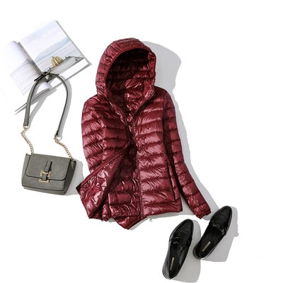 Chaqueta de invierno corta con cremallera frontal para mujer