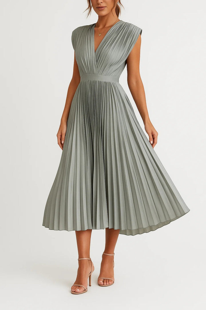 Vestido midi plisado con escote en V