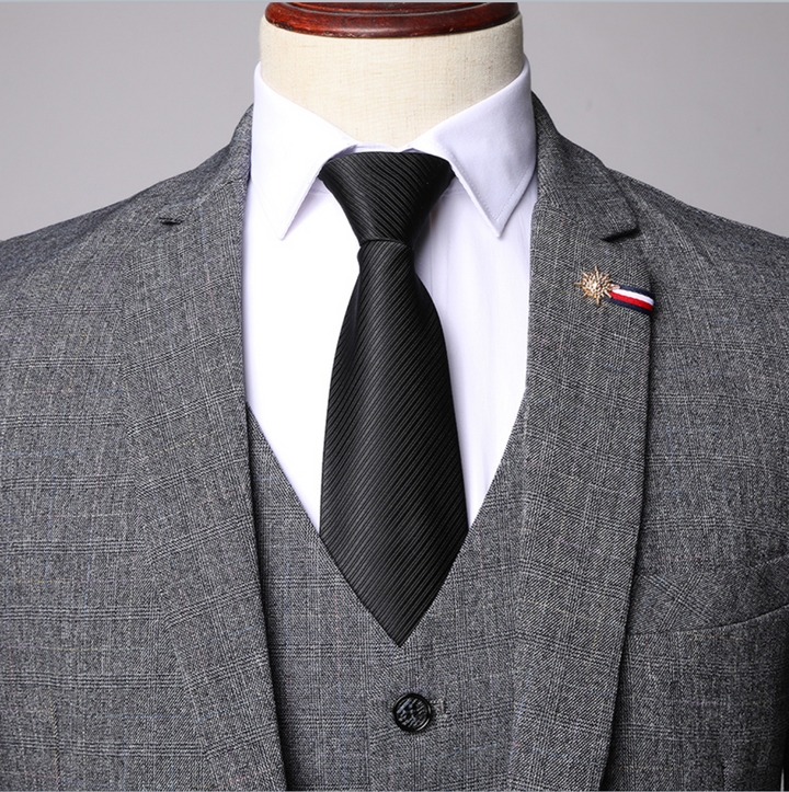 Traje clásico de 3 piezas entallado