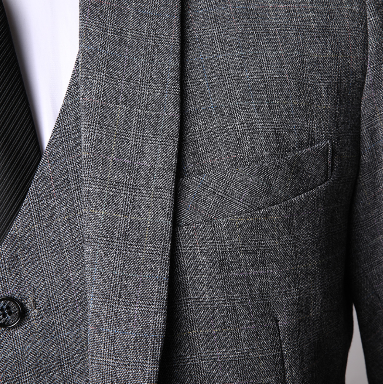 Classic Slim Fit 3-Piece Suit