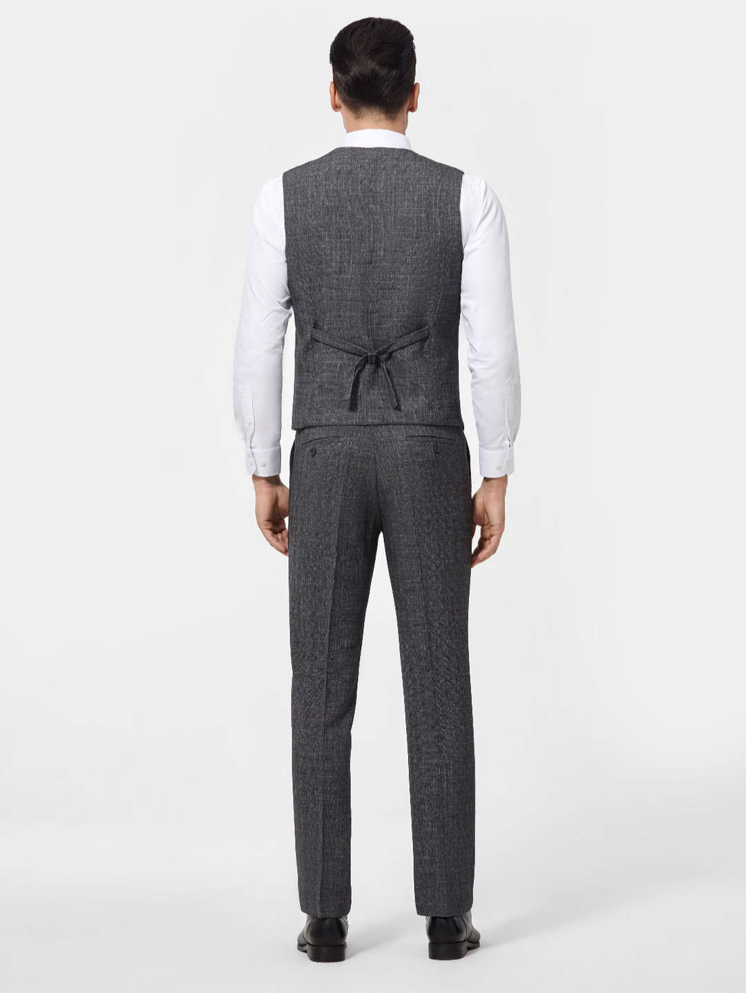 Traje clásico de 3 piezas entallado