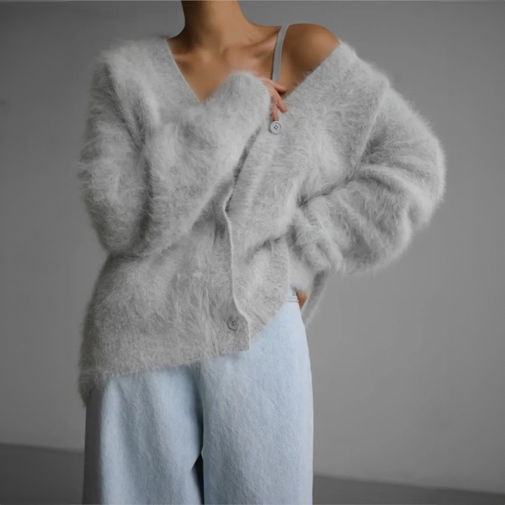 Women’s Relaxed Fit Fluffy Knit Cardigan