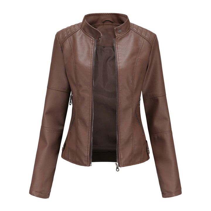 Chaqueta de motociclista elegante y entallada para mujer