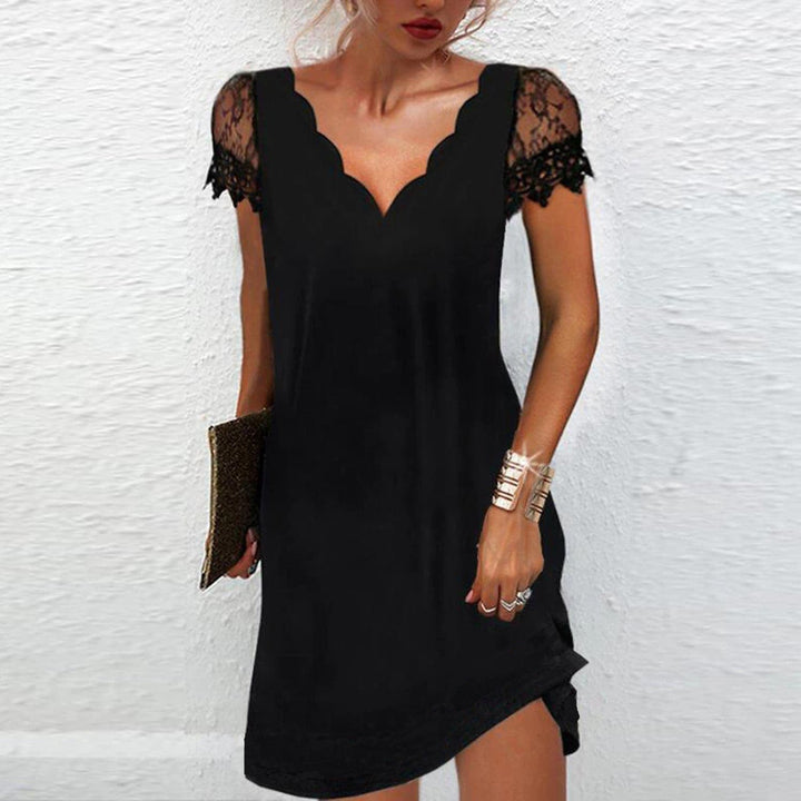 Women’s Scalloped Neck Short Sleeve Mini Dress