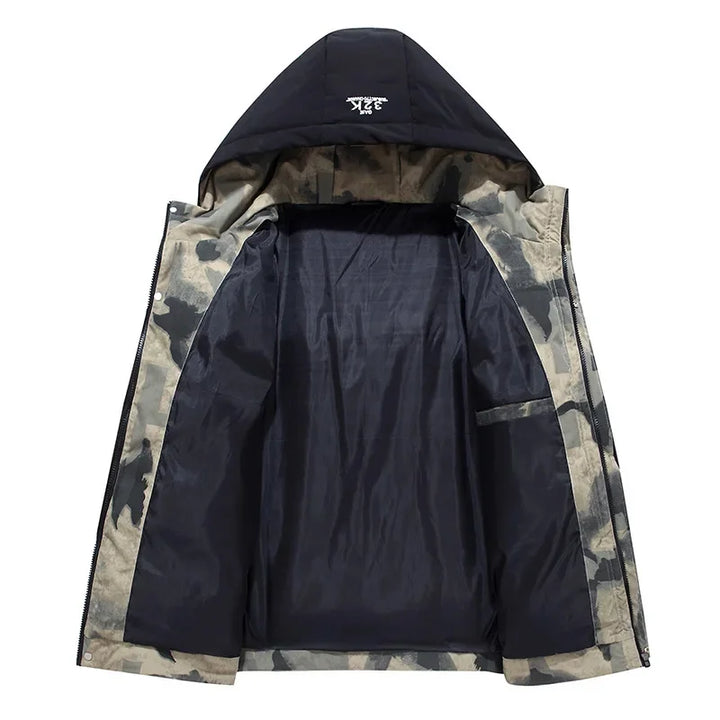 Chaqueta con capucha impermeable y con estilo