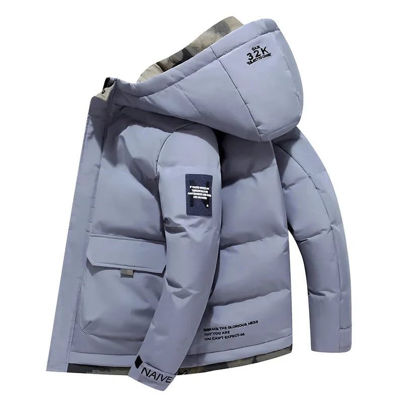 Chaqueta con capucha impermeable y con estilo