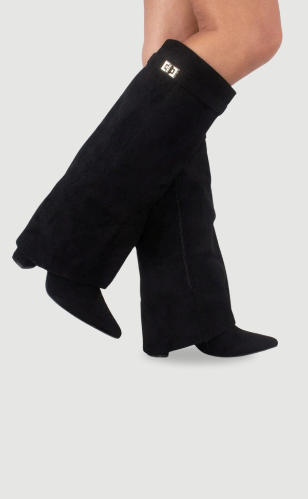 Botas bucaneras de cuero para mujer con hebilla