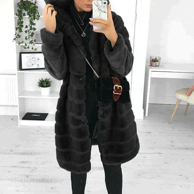 Women’s Elegant Button-Down Faux Fur Coat