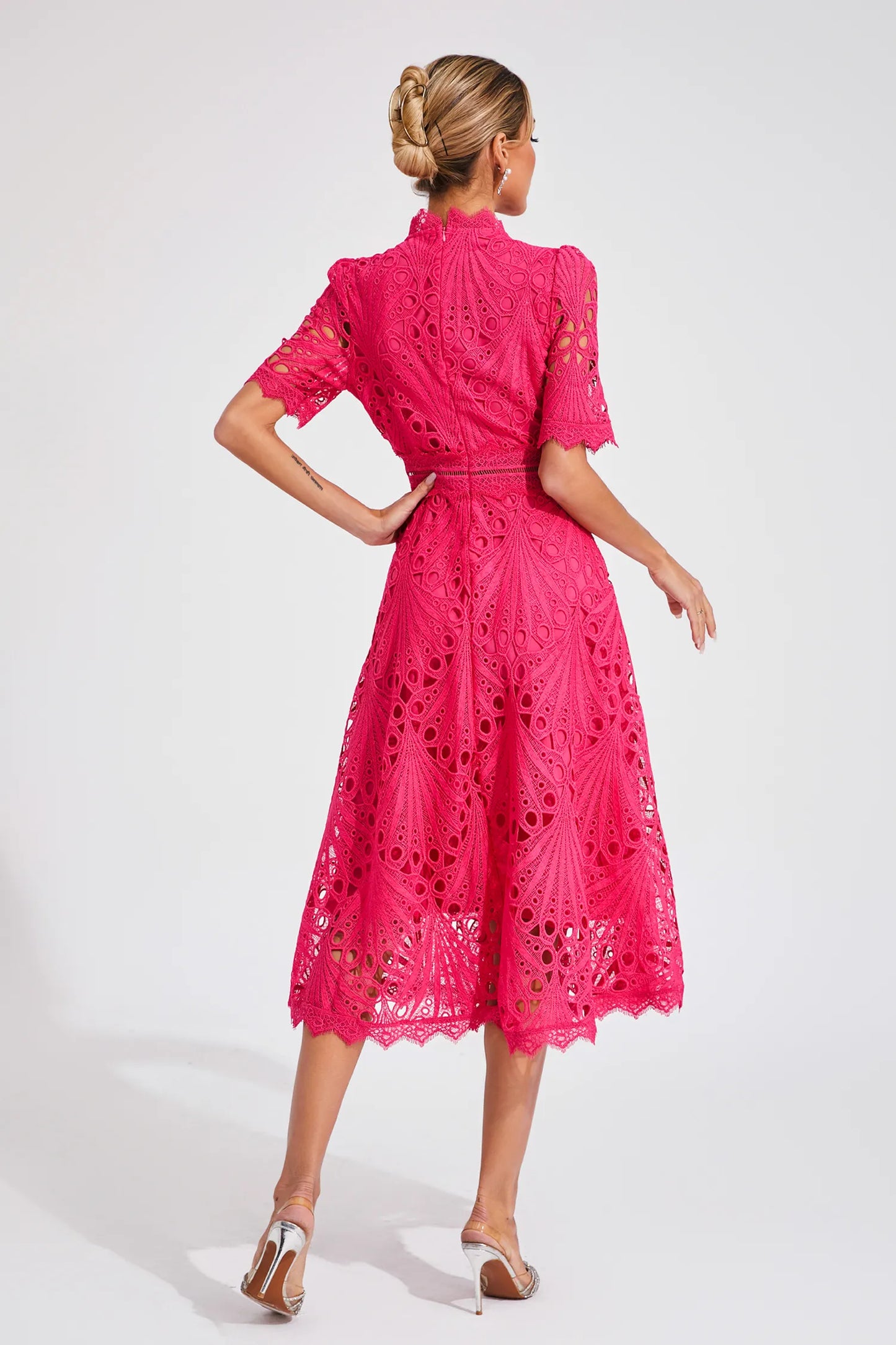 Women’s Chic Lace Midi Dress