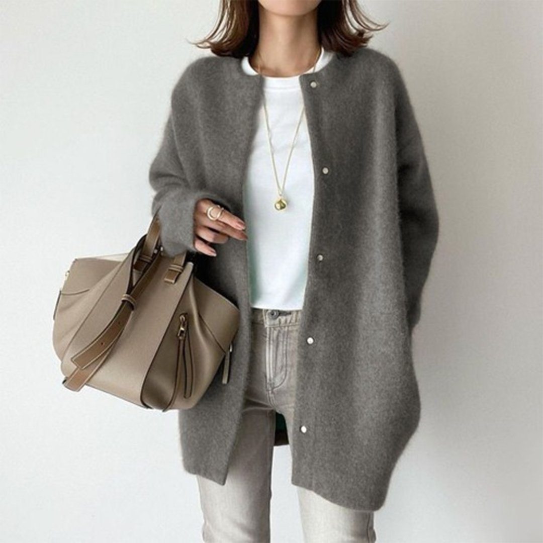 Women’s Elegant Relaxed Fit Warm Winter Cardigan