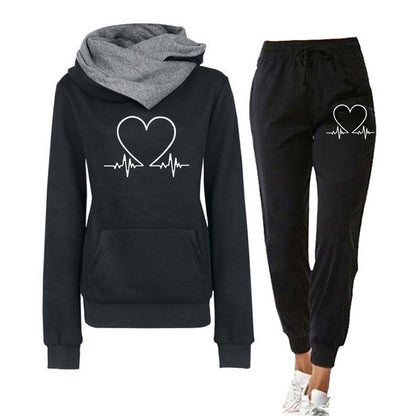Women’s Relaxed Fit Two-Piece Tracksuit