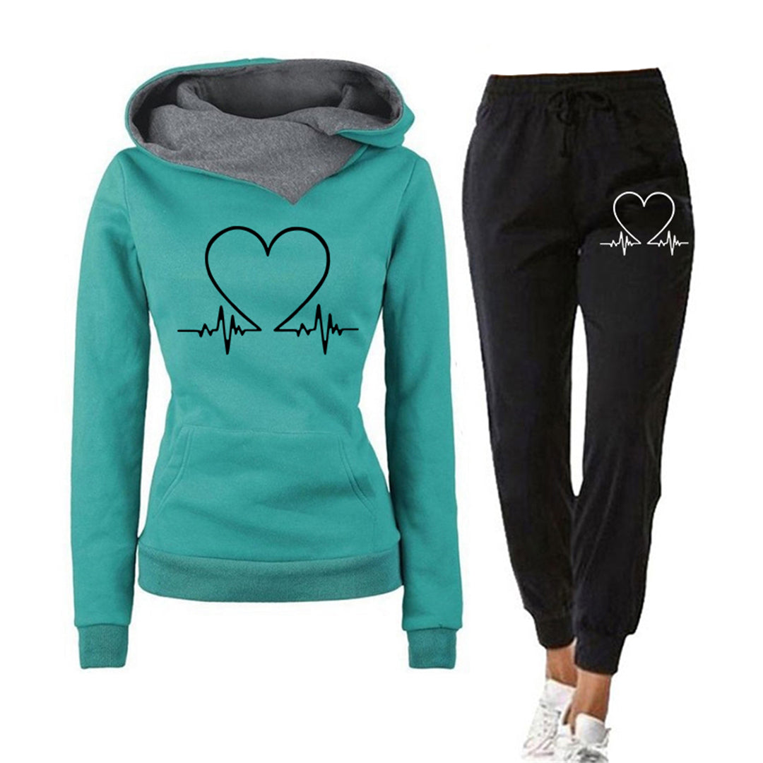 Women’s Relaxed Fit Two-Piece Tracksuit