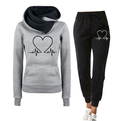 Women’s Relaxed Fit Two-Piece Tracksuit