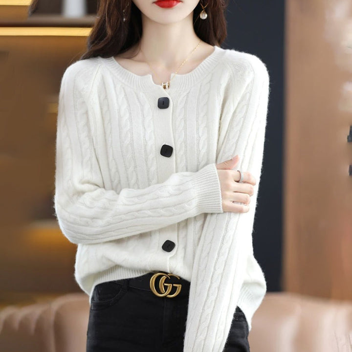 Women’s Cozy Button-Up Relaxed Fit Winter Cardigan